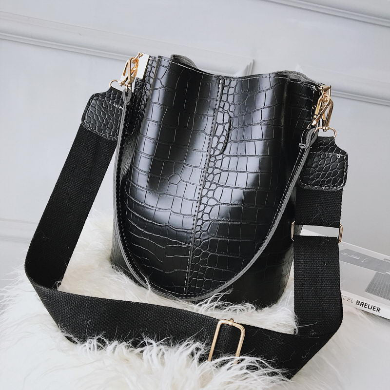 Women's Crocodile Crossbody Bag